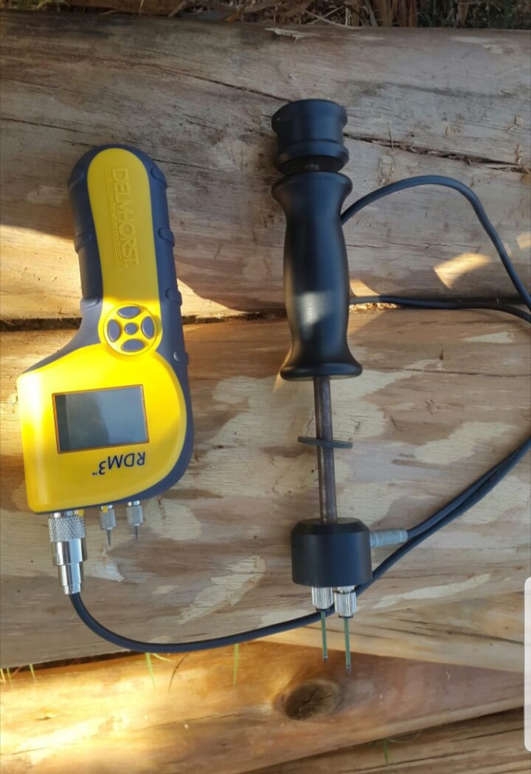 Digital Wood Moisture Meter